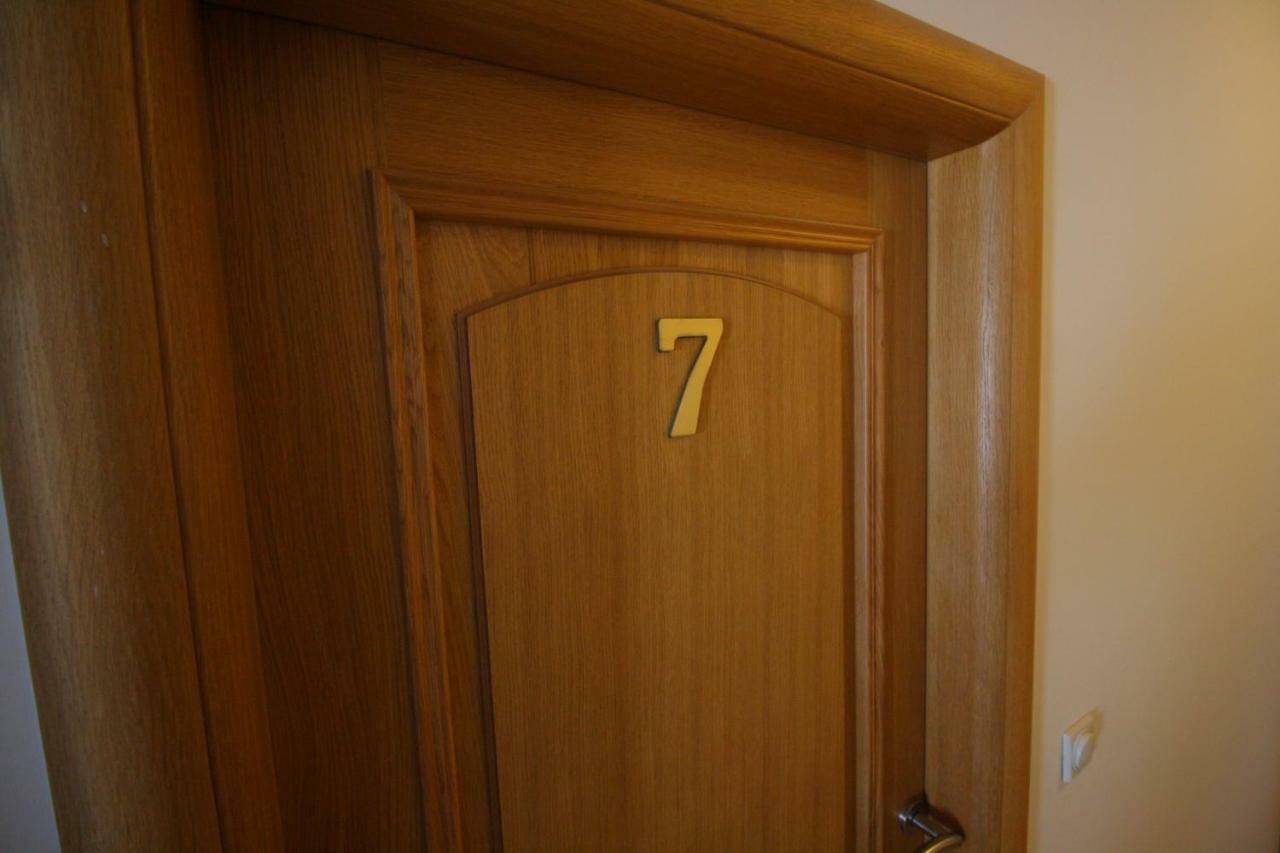 Apartments Knezovic غراداك المظهر الخارجي الصورة